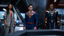 Iris, Clark e Novu