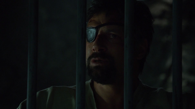 File:Slade imprisoned on Lian Yu.png