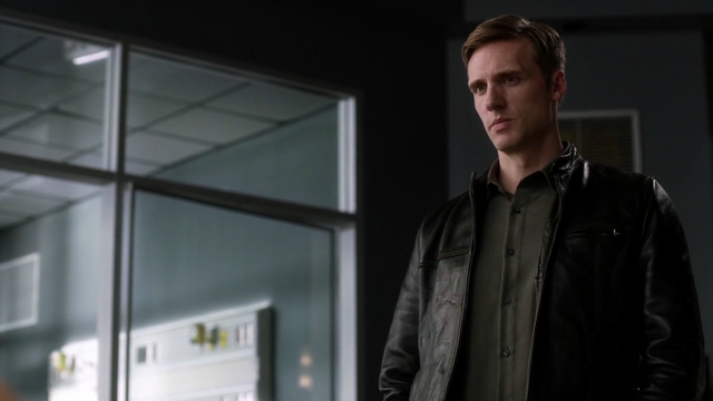 File:Hunter after saving Harry.png