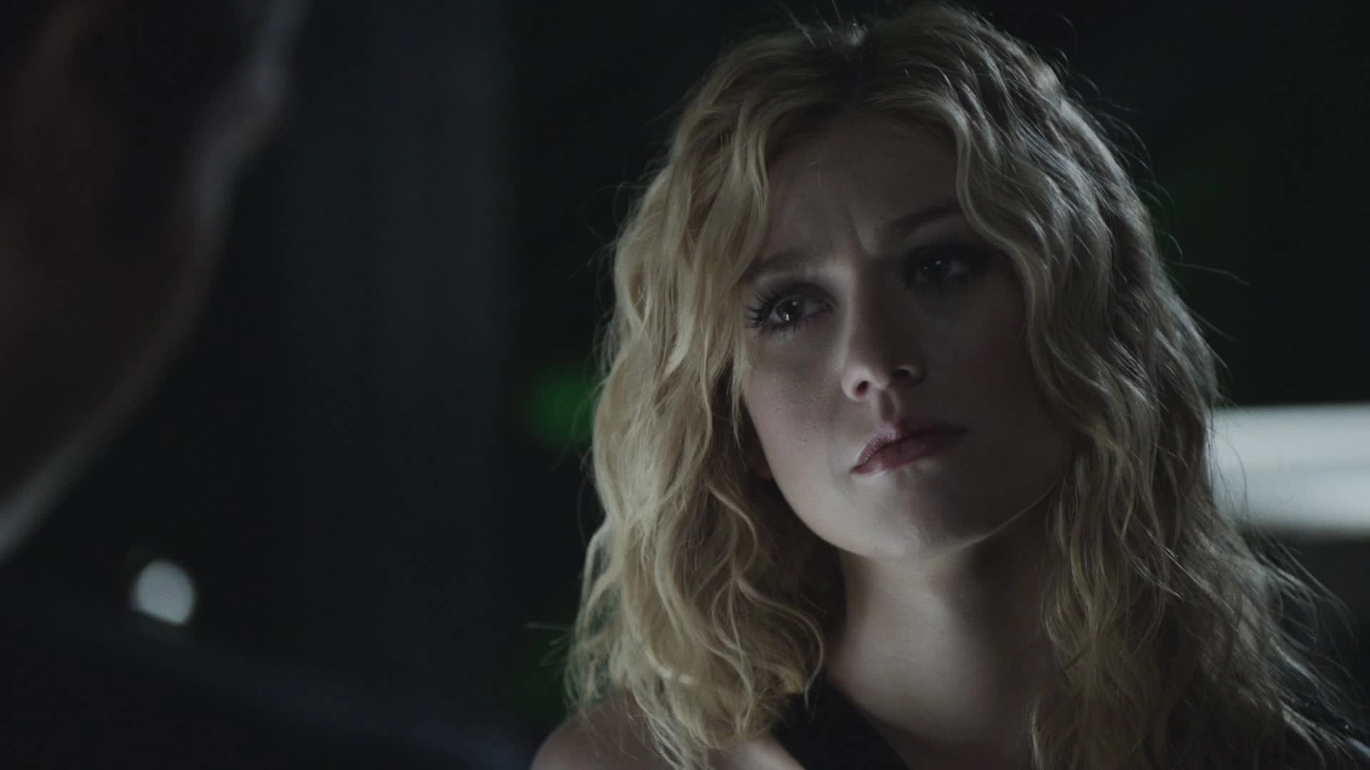Mia Smoak en el futuro