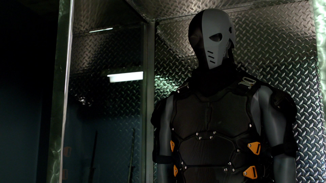 File:Deathstroke suit prototype.png
