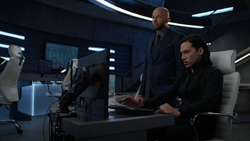 Lex asks Brainiac-5 about the Legion&#039;s cruiser&#039;s location