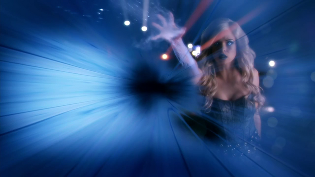 File:Caitlin Snow uses her powers in a possible future.png