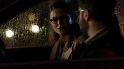Kara Danvers meeting with Joe Watkins