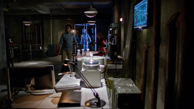 File:Curtis Holt and Felicity Smoak in Lair 2.0.png