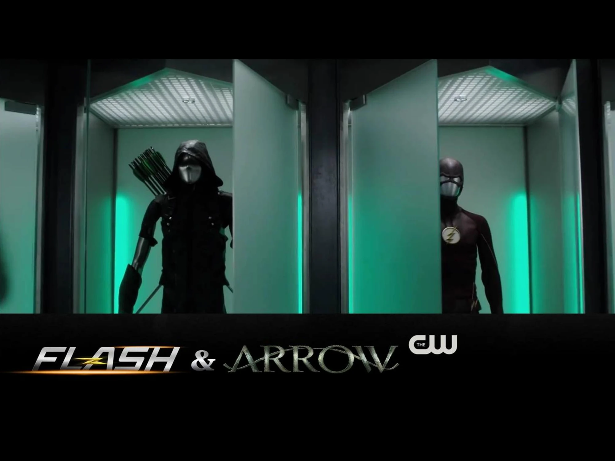 Video Flash & Arrow Legends of Today and Yesterday Heroes Join Forces