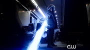 Captain Cold attack with Cold Gun