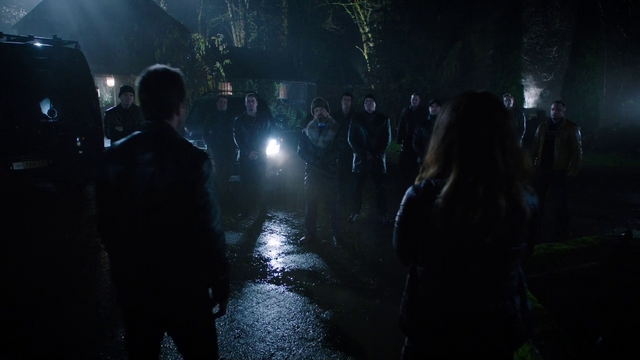 File:The Bratva and Team Arrow join forces.png