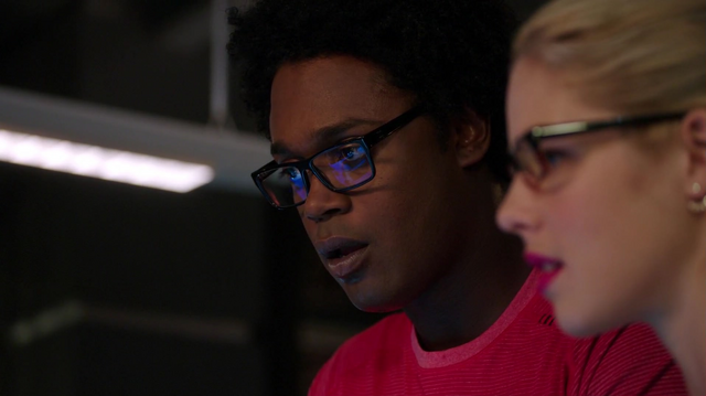 File:Curtis and Felicity learn that Ray is alive.png