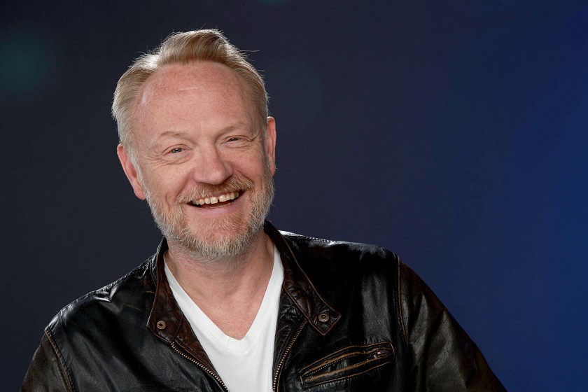 lost in space jared harris