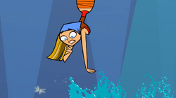 TDI Lindsay fà cadere Heather trà le meduse