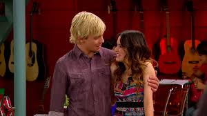 Auslly partners and parachutes
