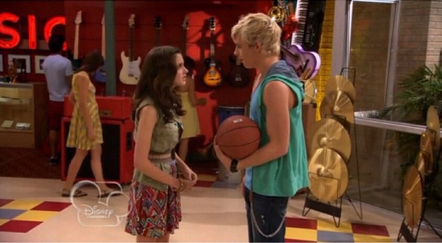 Are trish and dez dating in real life