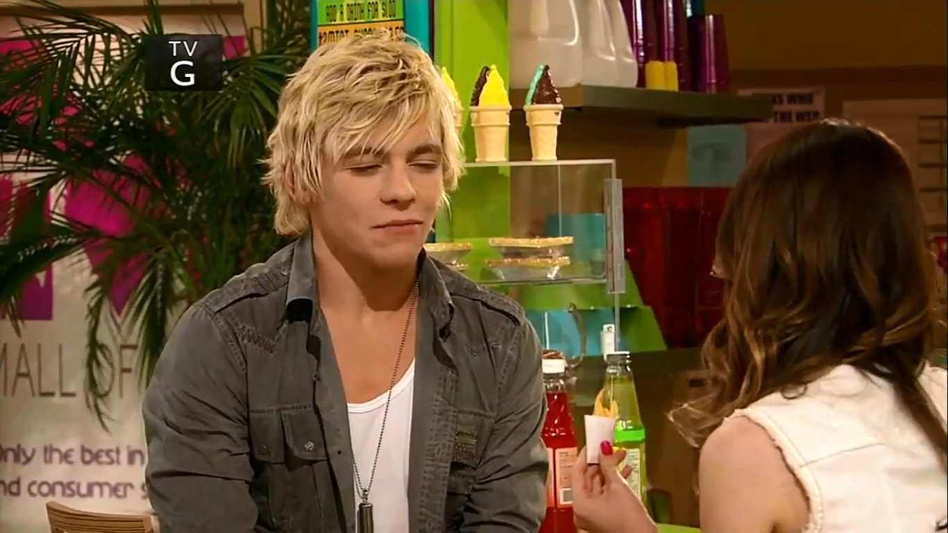 austin and ally dating in real life