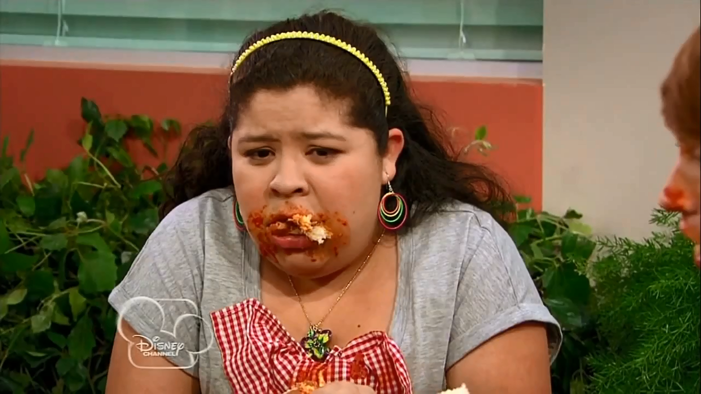 Who is dez from austin and ally dating