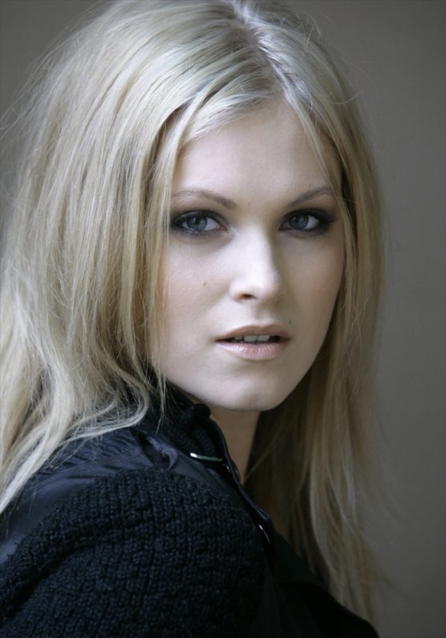 Eliza Taylor Australian Actors Wiki FANDOM powered by Wikia