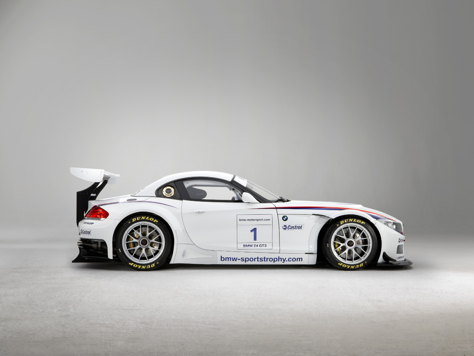 Bmw z4 gt3 характеристики