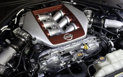 Nissan-GT-R 2011 Engine