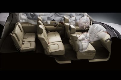 2011-Nissan-Patrol-2small