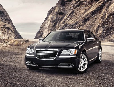 08-2011-chrysler-300-presssmall