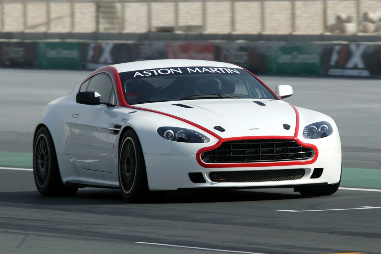 Aston Martin V8 Vantage Autopedia Fandom