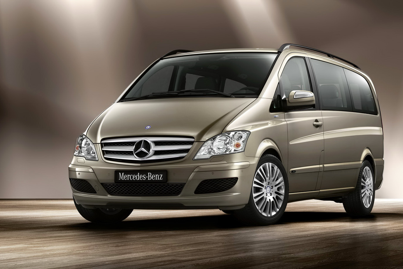Mercedes-Benz Viano | Autopedia | Fandom