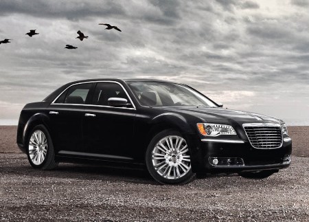 01-2011-chrysler-300-press