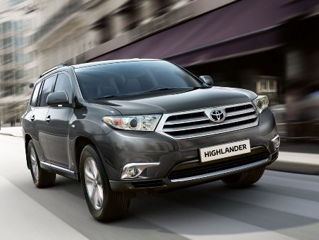 2011-Toyota-Highlander-Carscoop-3small