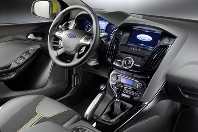 2011-Ford-Focus-6small
