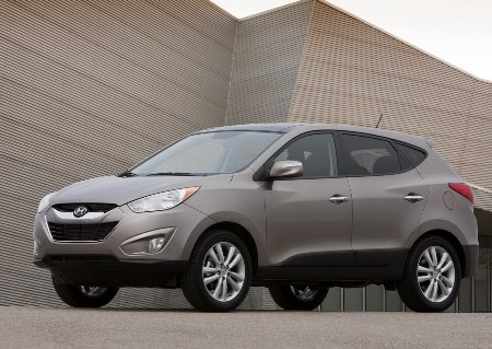 2010-Hyundai-Tucson-9small