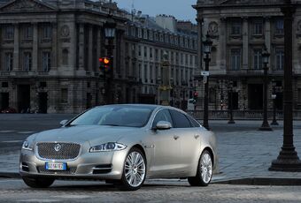 Jaguar Xj Autopedia Fandom Images, Photos, Reviews