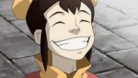 Ikki souriante