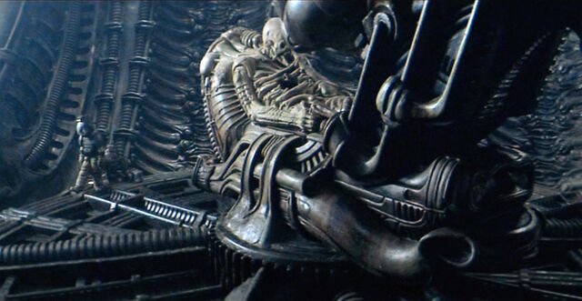 File:PILOT Alien 043.jpg