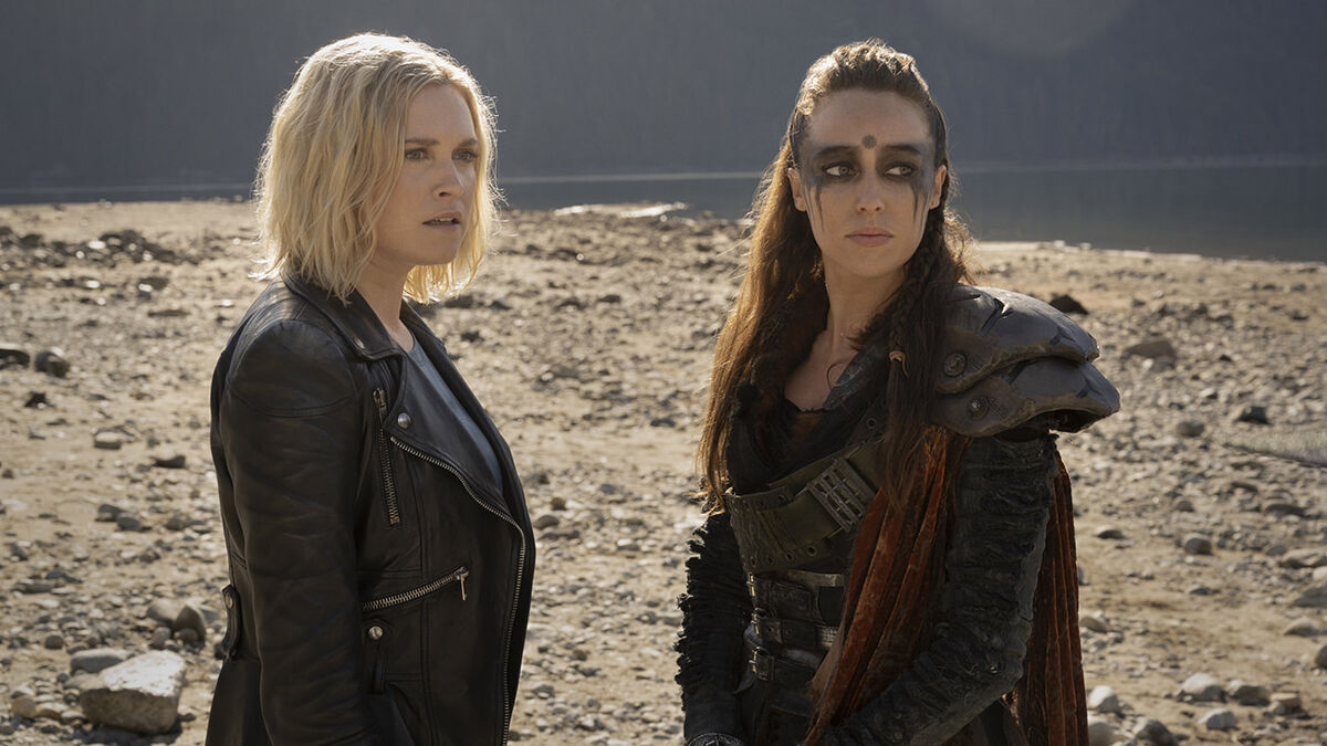 The 100' Showrunner on the Series Finale's Big Events and Surprise  Appearances