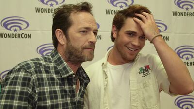 Luke Perry Gives Us One-Word Answers About 'Riverdale'