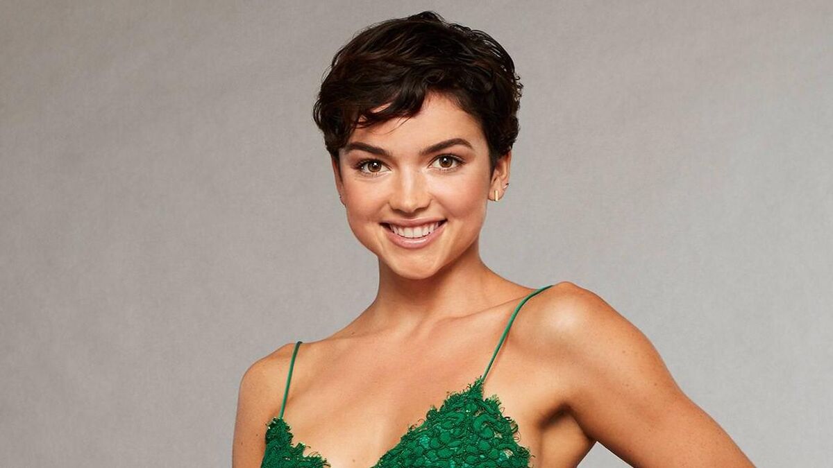 the bachelor bekah 22