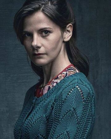 Molly Hooper Baker Street Wiki Fandom