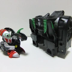 Bakugan Doomtronic – Figurine Spin Master D’occasion