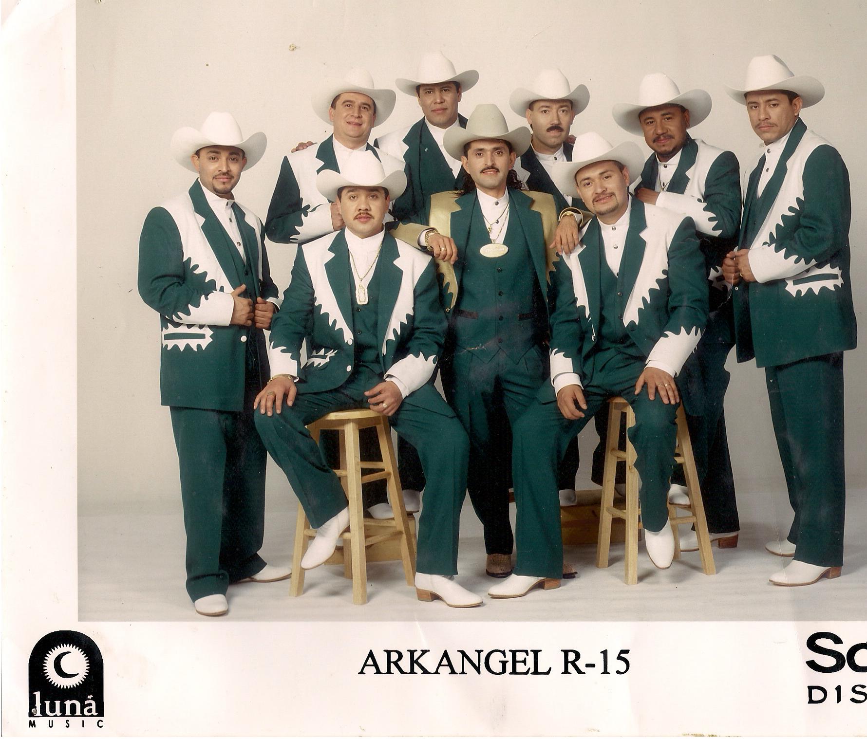 Banda Arkángel R 15 Wikibanda Fandom Powered By Wikia 9040