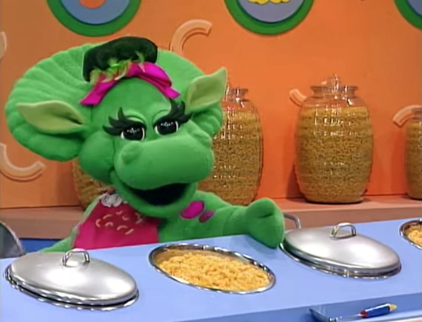 Mac and Cheese Barney Wiki FANDOM powered by Wikia