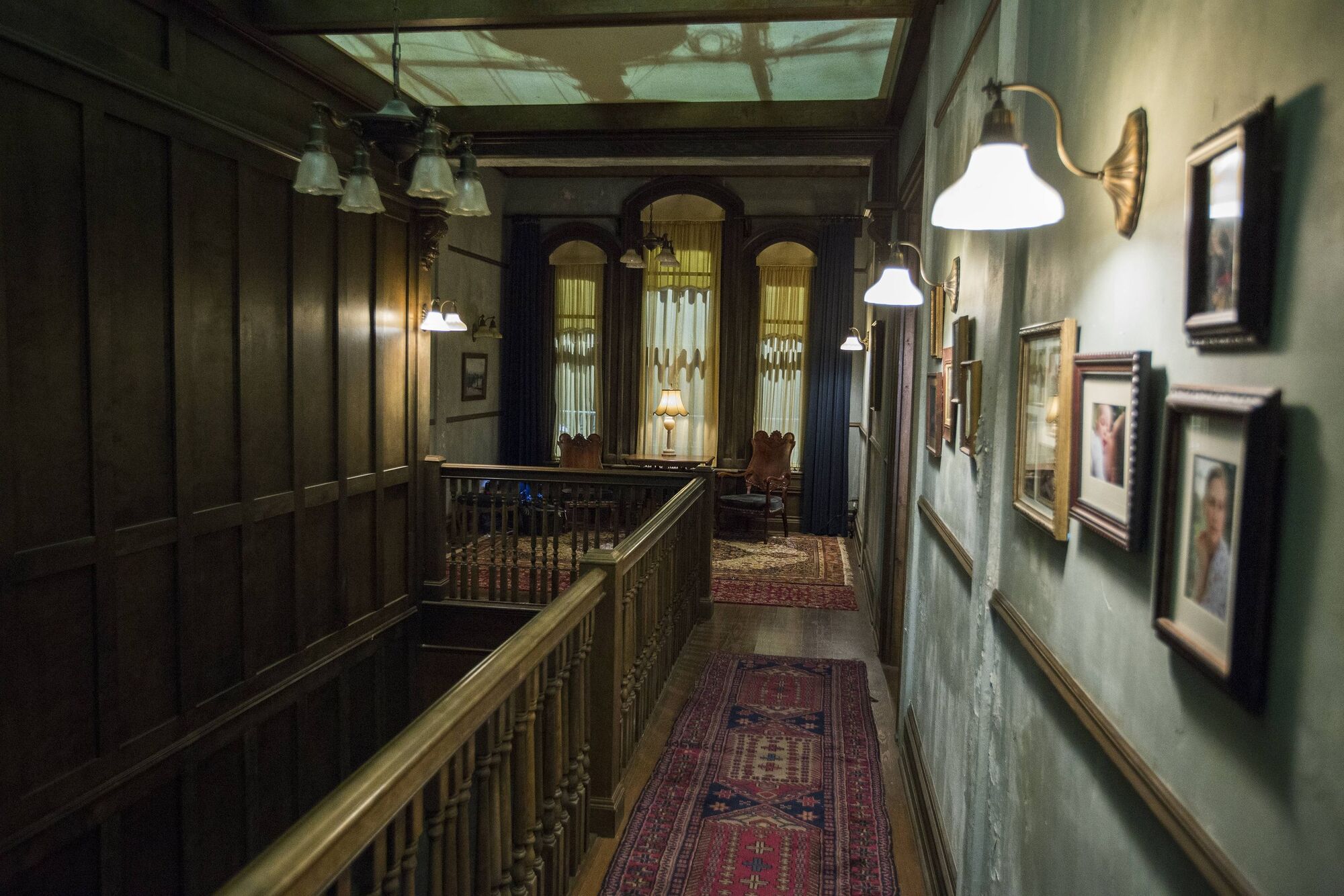 Image - Bates House Second Floor Hall.jpg | Bates Motel Wiki | FANDOM