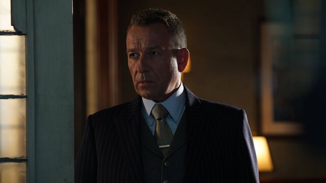 Archivo:Gotham S3E7n.jpg