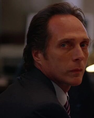 Manager Of Gotham National Bank Batman Wiki Fandom