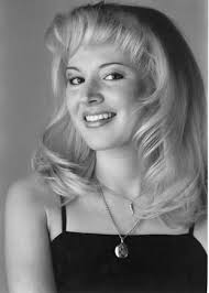 00lindy benson