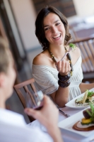 Diner-agreable-sourire-282 jpg-282-200x200