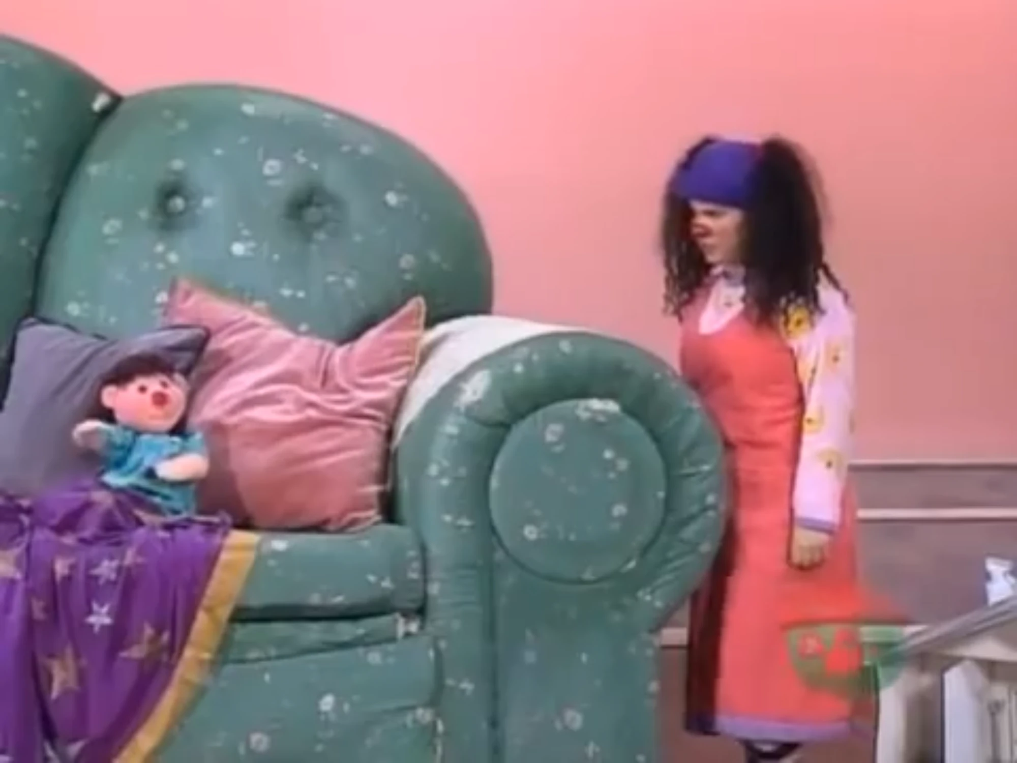 Wrong Side of the Couch Big comfy couch Wiki FANDOM powered by Wikia