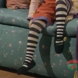 Pinch To Grow An Inch Big Comfy Couch Wiki Fandom