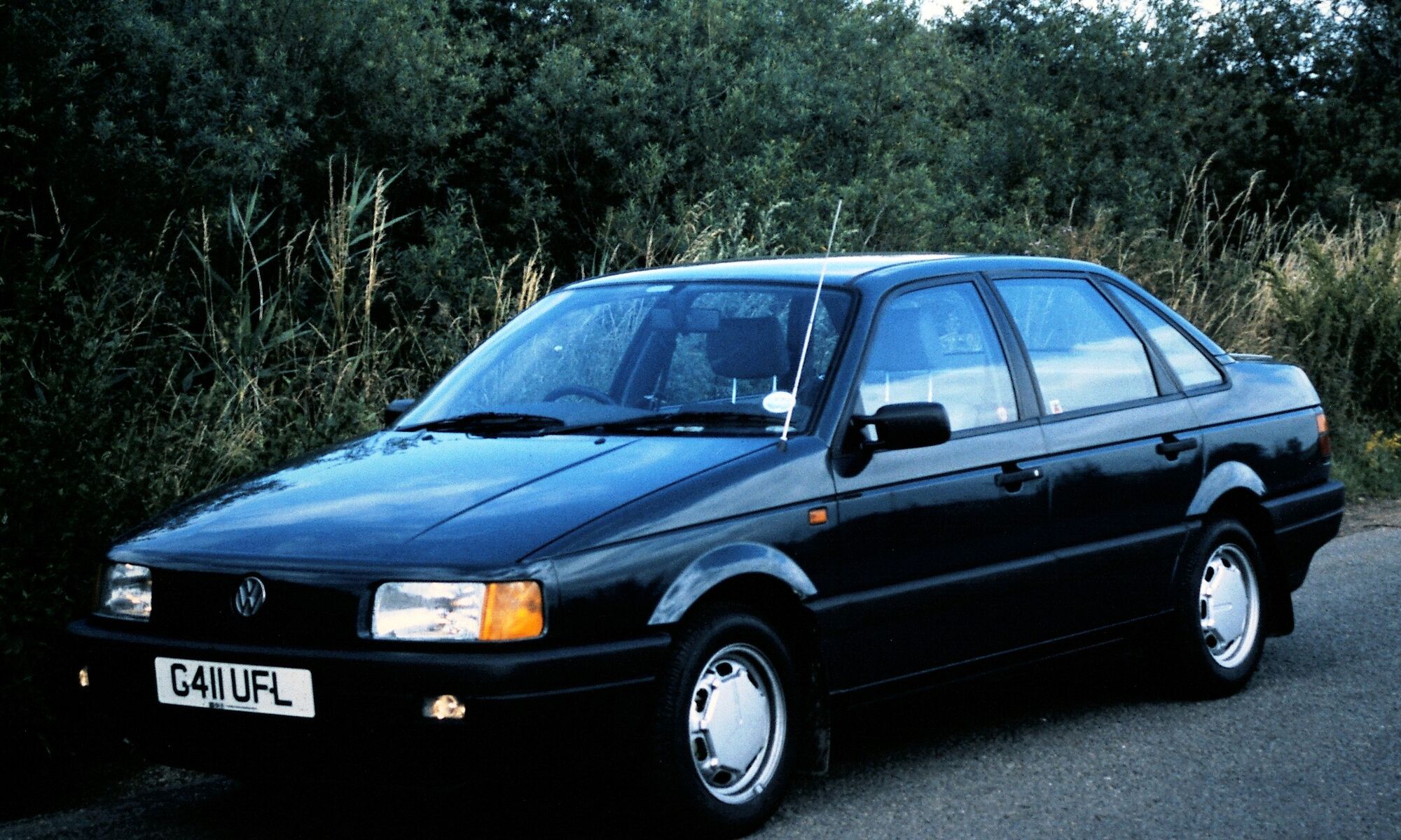 Фольксваген пассат б3 1989 года. Volkswagen Passat b3 седан. Volkswagen Passat b3 седан черный. Volkswagen b3 седан. Фольксваген Passat 1990.