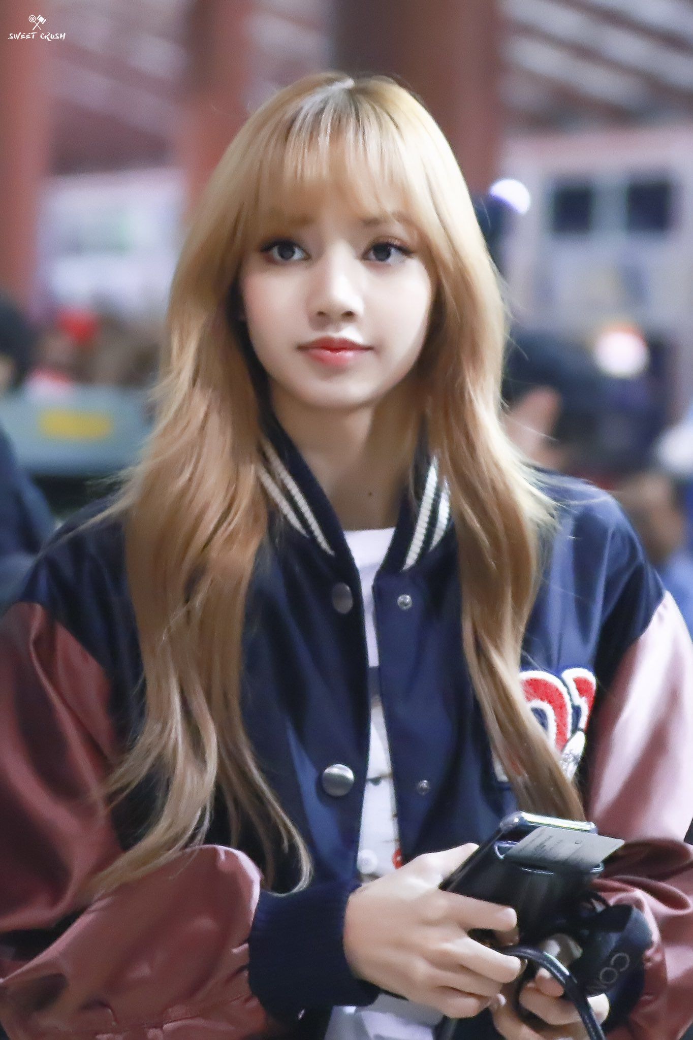 Lalisa Manoban "Lisa" | BLACKPINK pobre Wiki | Fandom