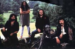 1982-1983 Line-Up